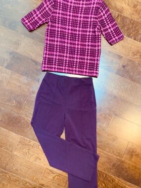 Ann Taylor Burgundy Pull On Cropped Pants